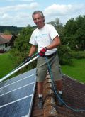 Auf die richtige Reinigung der Photovoltaik-Module kommt es an