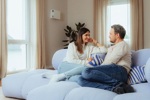 Moderne Wandlüfter halten wertvolle Heizenergie drinnen und die Kälte draußen