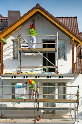 Wärmeverluste verhindern, Energie und bares Geld sparen: Die Dämmung der Fassade steht bei der Altbaumodernisierung meist an erster Stelle.