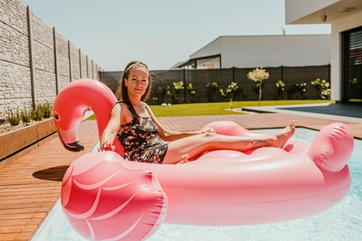 Entspannung im eigenen Pool 