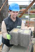 Mauerwerkserstellung mit dem Kalopor aus dem KLB-Baukasten