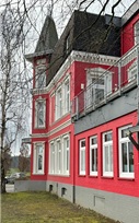 In alten Gemäuern fällt viel Gerümpel an 