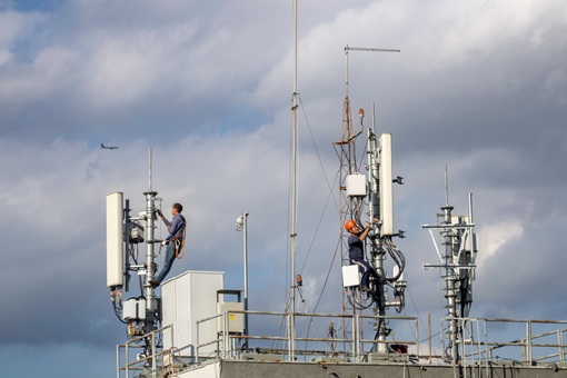 Installation von Mobilfunkmasten 